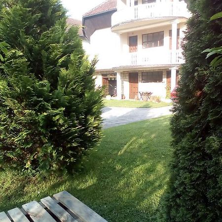 Guest House Aleksandra 巴伊纳巴什塔 外观 照片