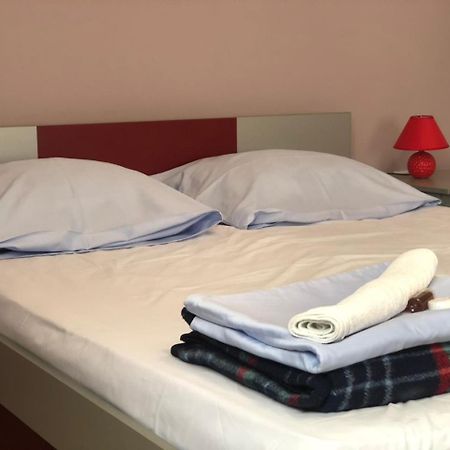 Guest House Aleksandra 巴伊纳巴什塔 外观 照片