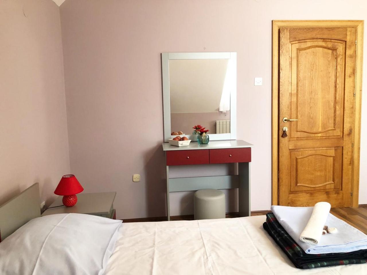 Guest House Aleksandra 巴伊纳巴什塔 外观 照片
